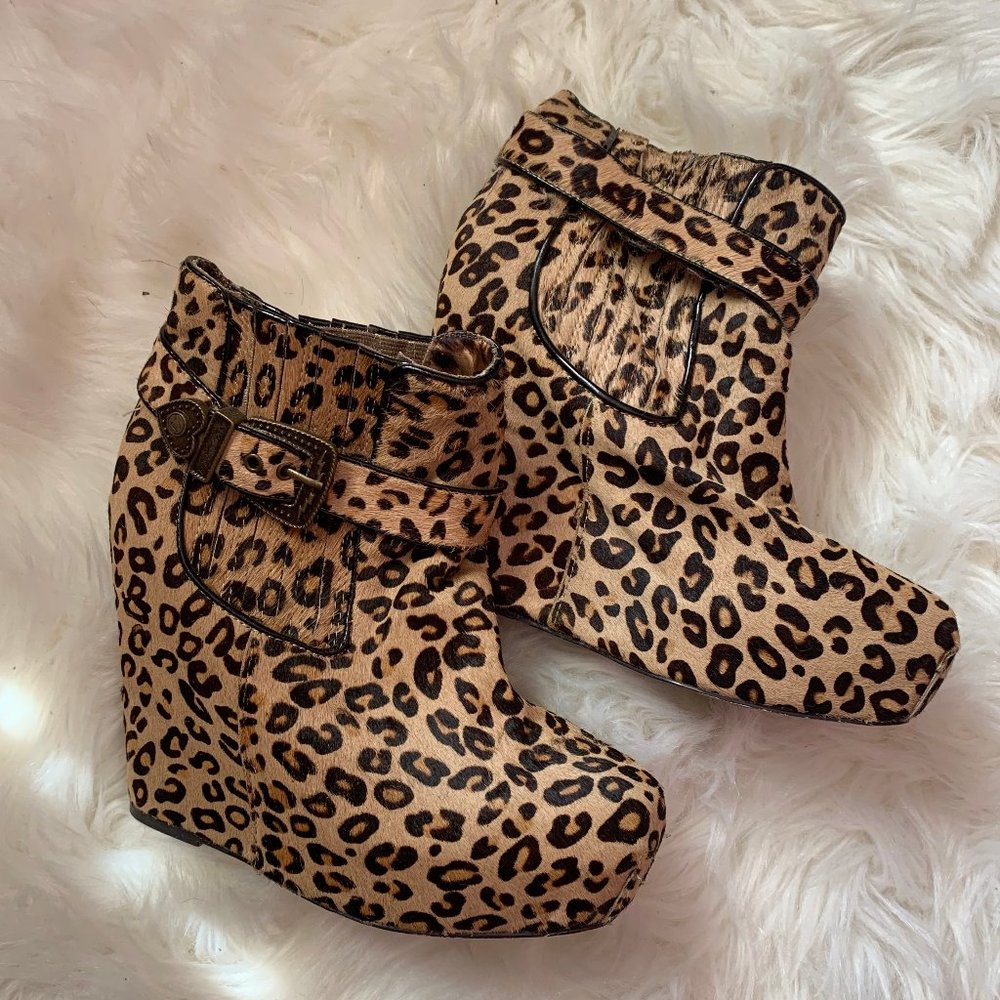 Betsey Johnson Leopard Print Wedge Booties 7.5